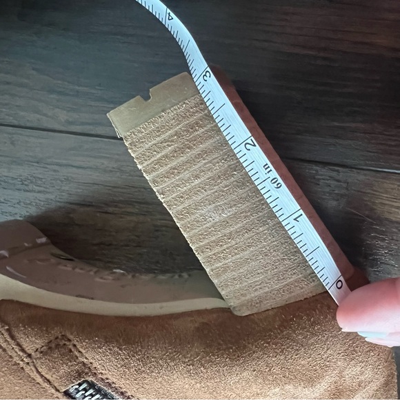 Paul Green Sloane Lug Sole Suede Booties NWOT - Picture 8 of 9